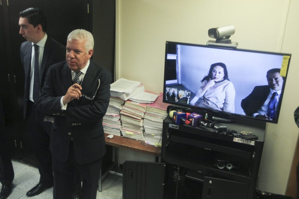 Elba Esther Gordillo consigue amparo