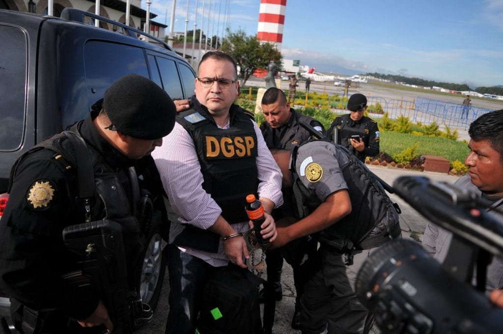 Solicitarán traslado de Javier Duarte a penal federal