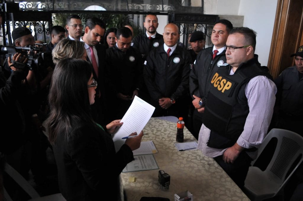 PGR minimiza errores de sus fiscales en audiencia de Javier Duarte