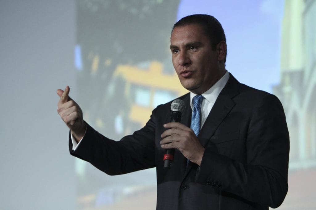 Rafael Moreno Valle niega persecución política a opositores