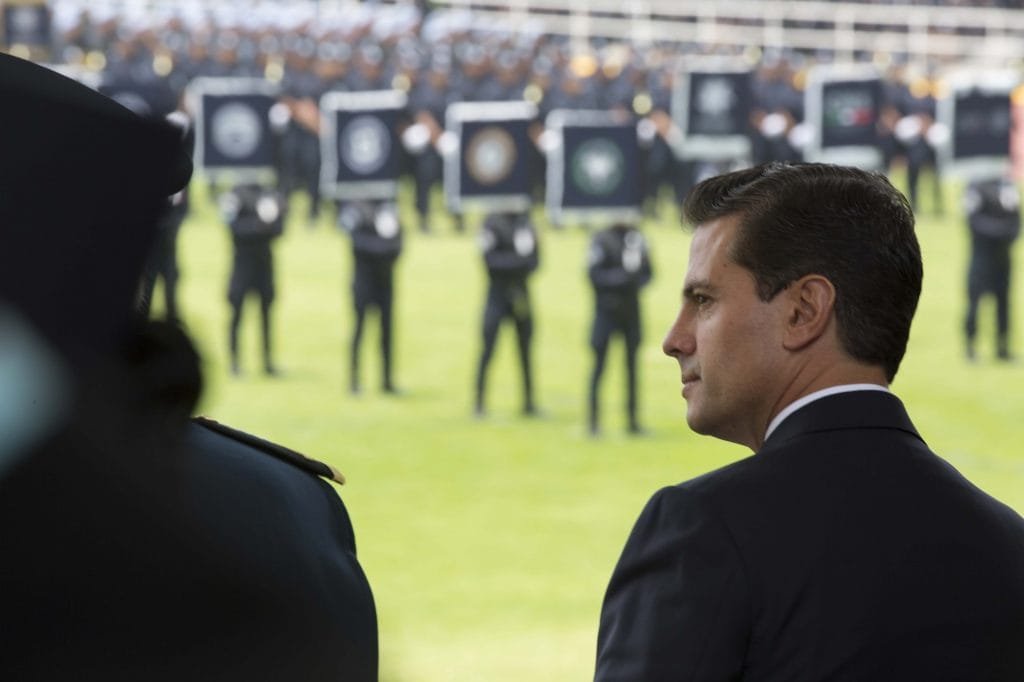 EPN no quiso dar juicios sobre socavón en Paso Express