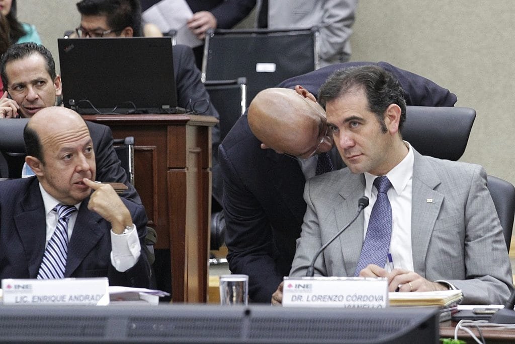 Presidencia impugna lineamientos de equidad electoral para 2018