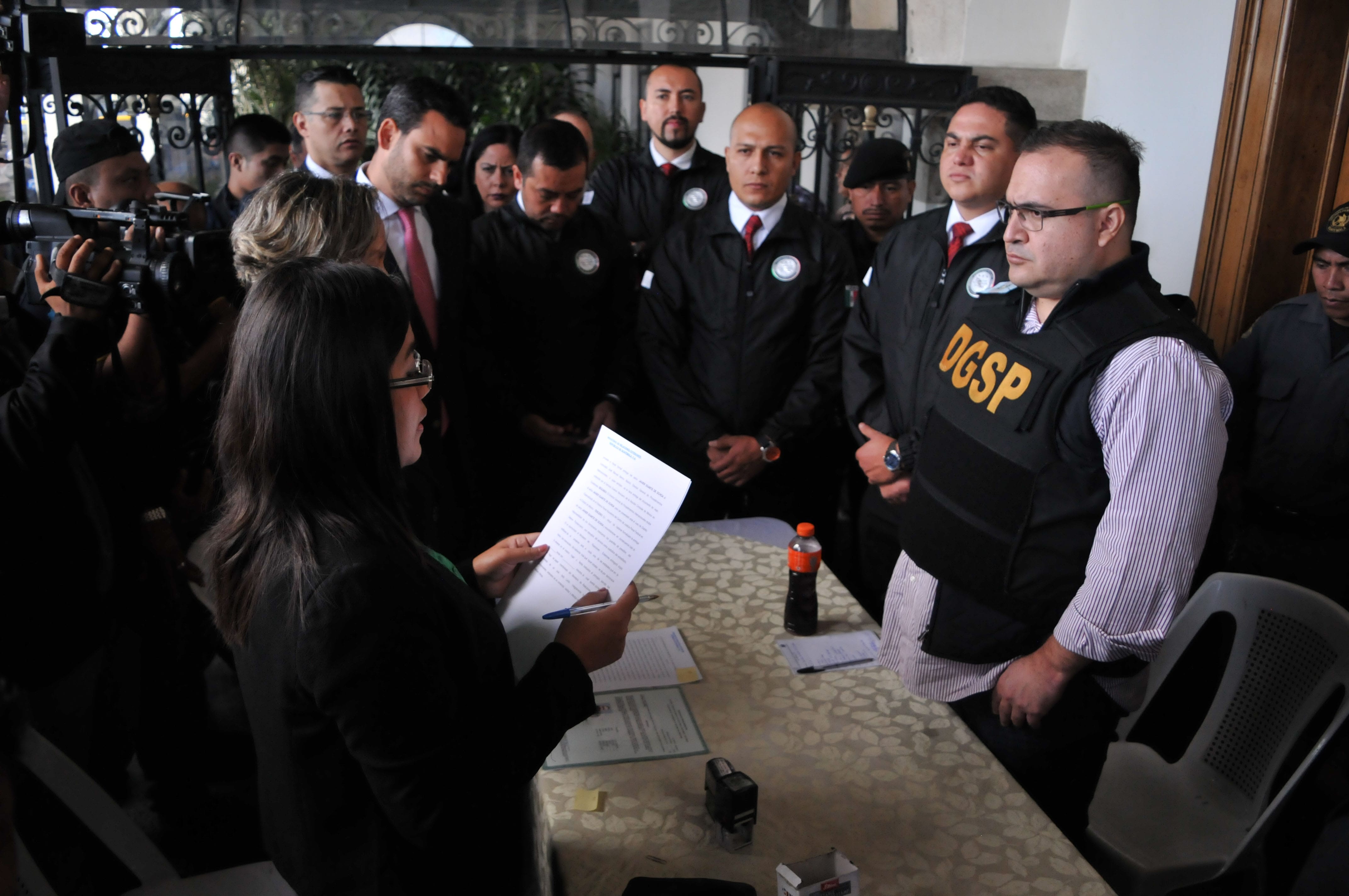 Jueza otorga suspensión definitiva a Javier Duarte