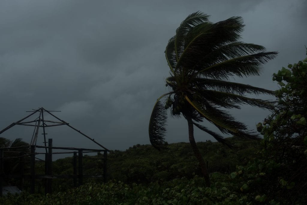 "Franklin" se convierte en huracán 1