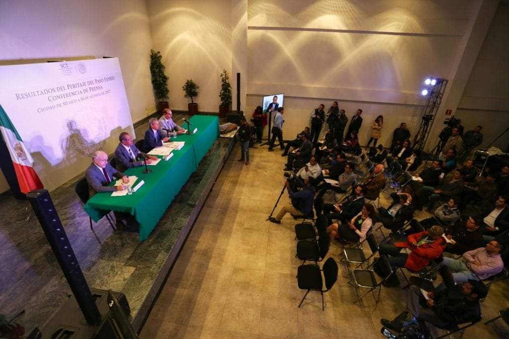 Falta de supervisión provocó socavón en Paso Express: perito