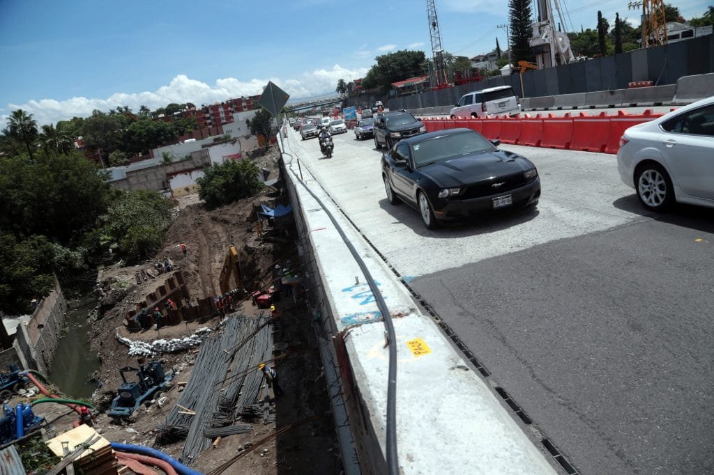 Ingenieros localizan 27 irregularidades en construcción del Paso Express
