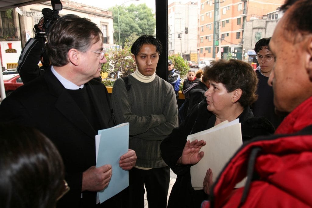 Irrelevante, pago de 32 mdd a Gutierrez Vivó: Radio Centro