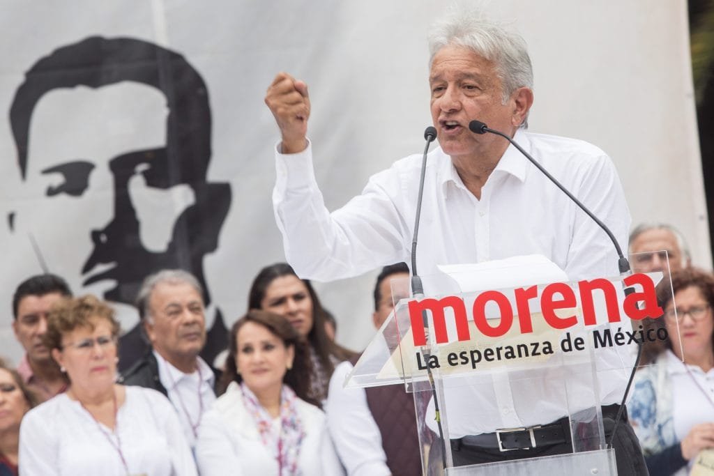 No habrá término medio con Monreal si se va de Morena: AMLO