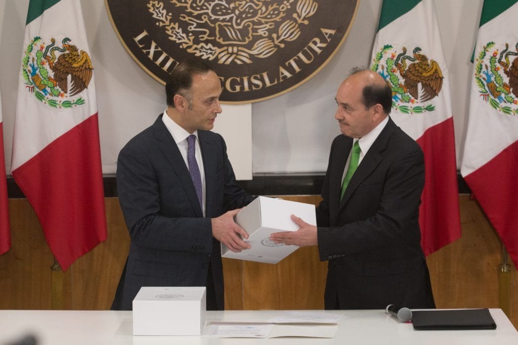 Entrega Segob Quinto Informe de Gobierno