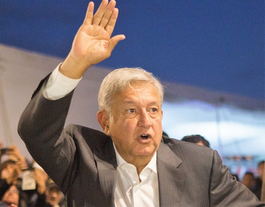 Buscará AMLO a Ricardo Monreal para convencerlo de quedarse en Morena