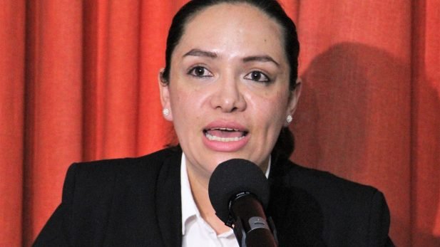 La doble moral de Yndira y compañía