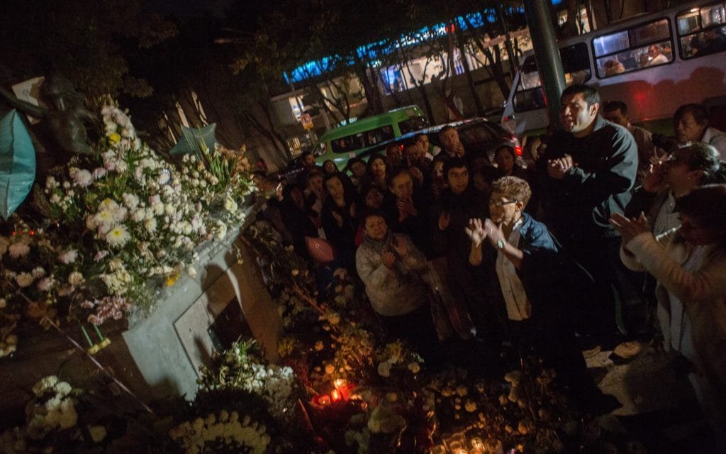 Padres del Colegio Rébsamen temen fuga de la directora