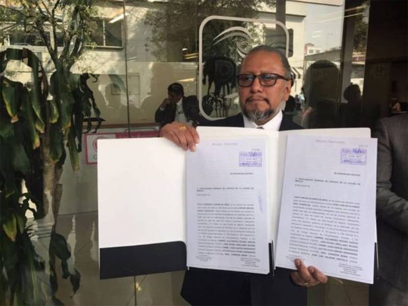 Padres de familia presentan denuncia contra ITESM