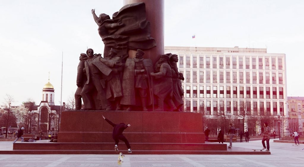 Plaza de Octubre en Moscú, cuya estatua de Lenin rinde tributo a la Revolución de Octubre de 1917. MANUEL VÁZQUEZ