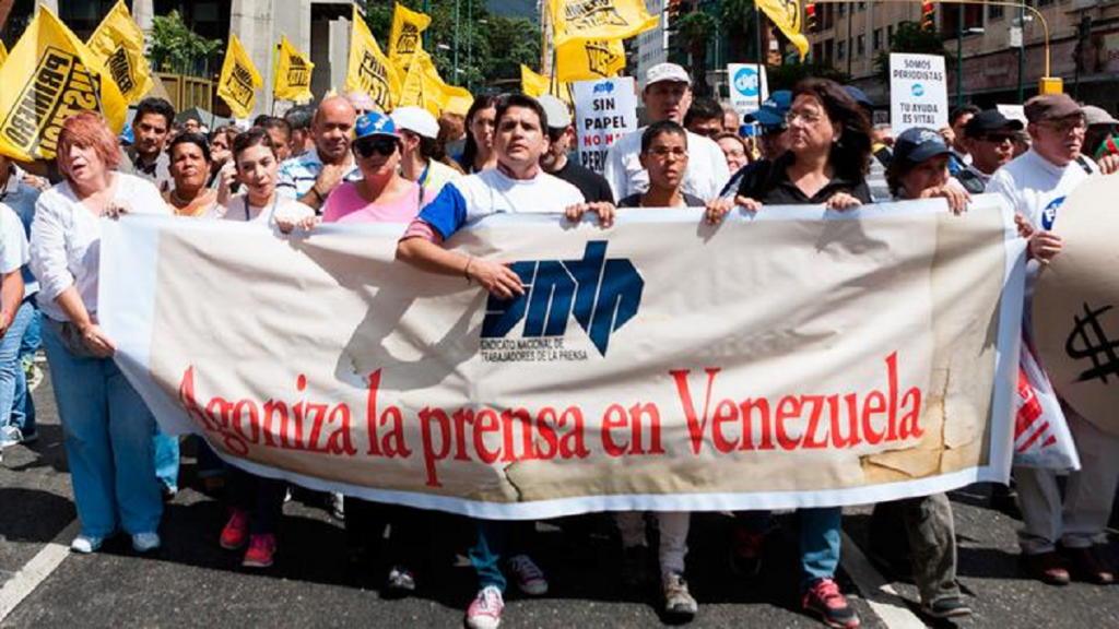 Régimen de Maduro aprueba ley que amenaza a los medios