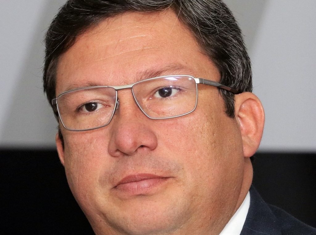 Confirma Ecuador secuestro de 3 periodistas en frontera con Colombia