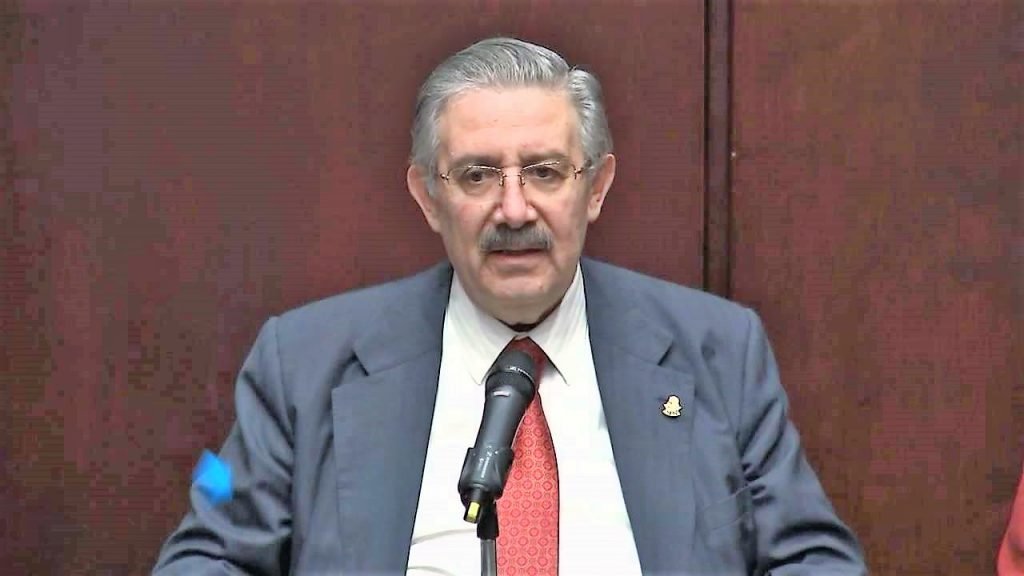 Llama Corte a preservar la democracia, erradicar violencia y respetar la ley